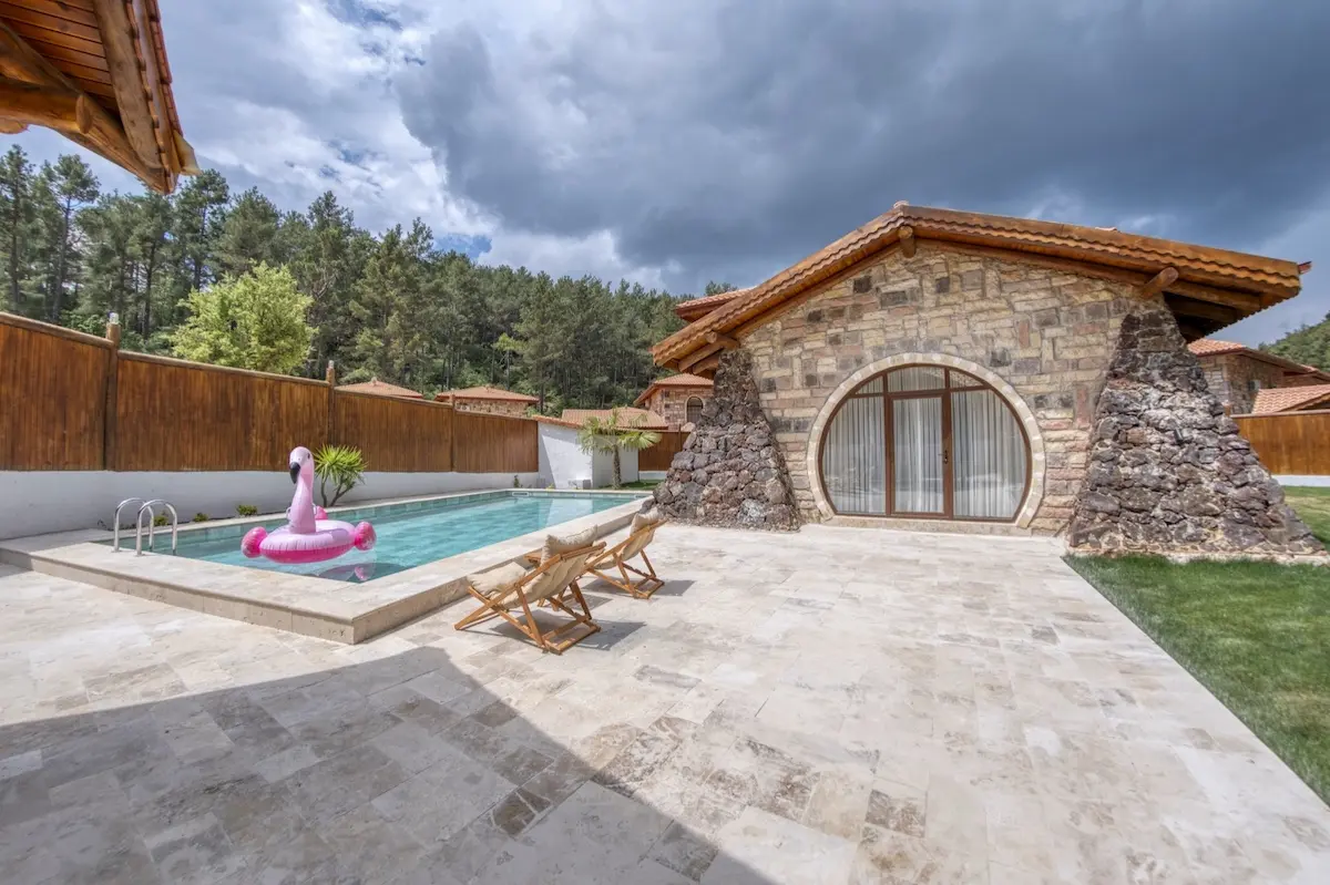 Üzümlü'de villa
